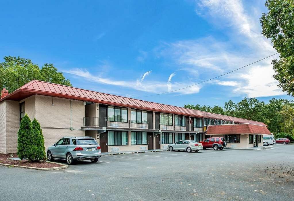 Red Carpet Inn & Suites Nj-73 Hammonton Bagian luar foto